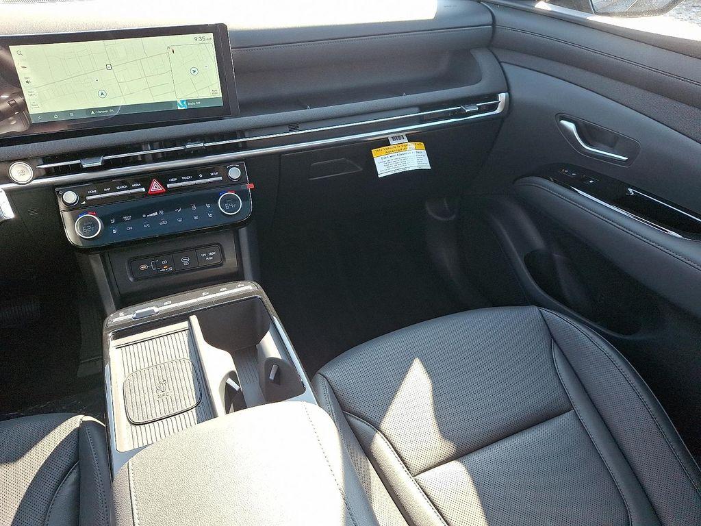 new 2025 Hyundai TUCSON Hybrid car, priced at $42,580