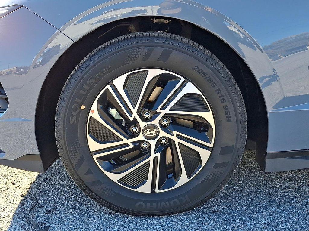 new 2026 Hyundai Sonata Hybrid car, priced at $30,845
