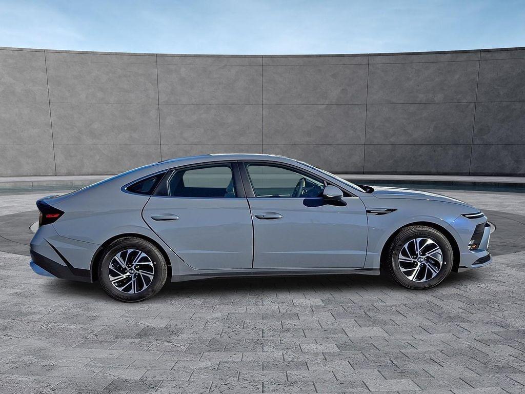 new 2026 Hyundai Sonata Hybrid car, priced at $30,845