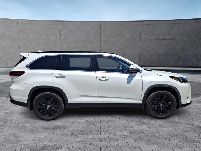 used 2019 Toyota Highlander car, priced at $25,994
