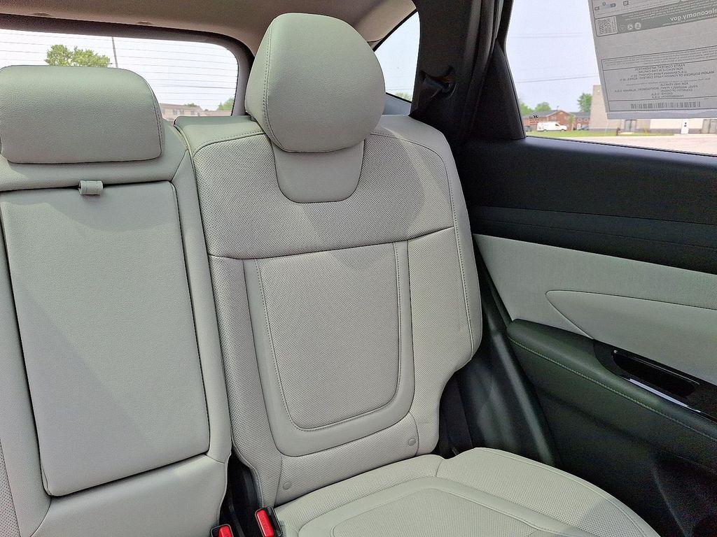 new 2025 Hyundai Tucson car, priced at $43,620