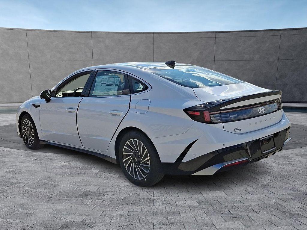 new 2026 Hyundai Sonata Hybrid car, priced at $40,350