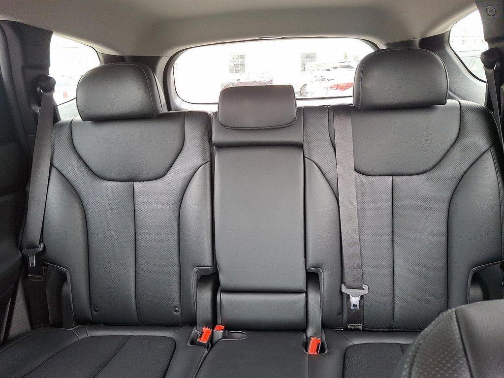 used 2023 Hyundai Santa Fe car, priced at $30,994