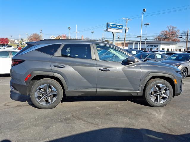 new 2025 Hyundai Tucson car, priced at $33,910