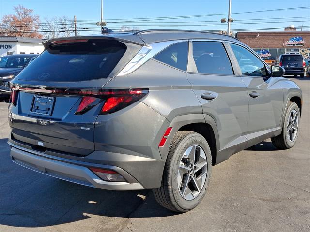 new 2025 Hyundai Tucson car, priced at $33,910