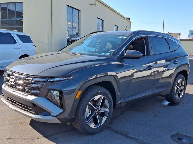 new 2025 Hyundai Tucson car, priced at $33,910