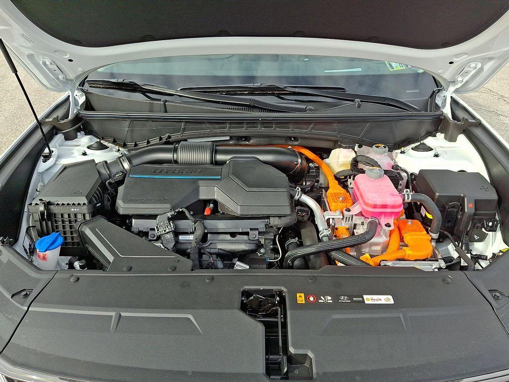 new 2025 Hyundai TUCSON Hybrid car, priced at $44,050