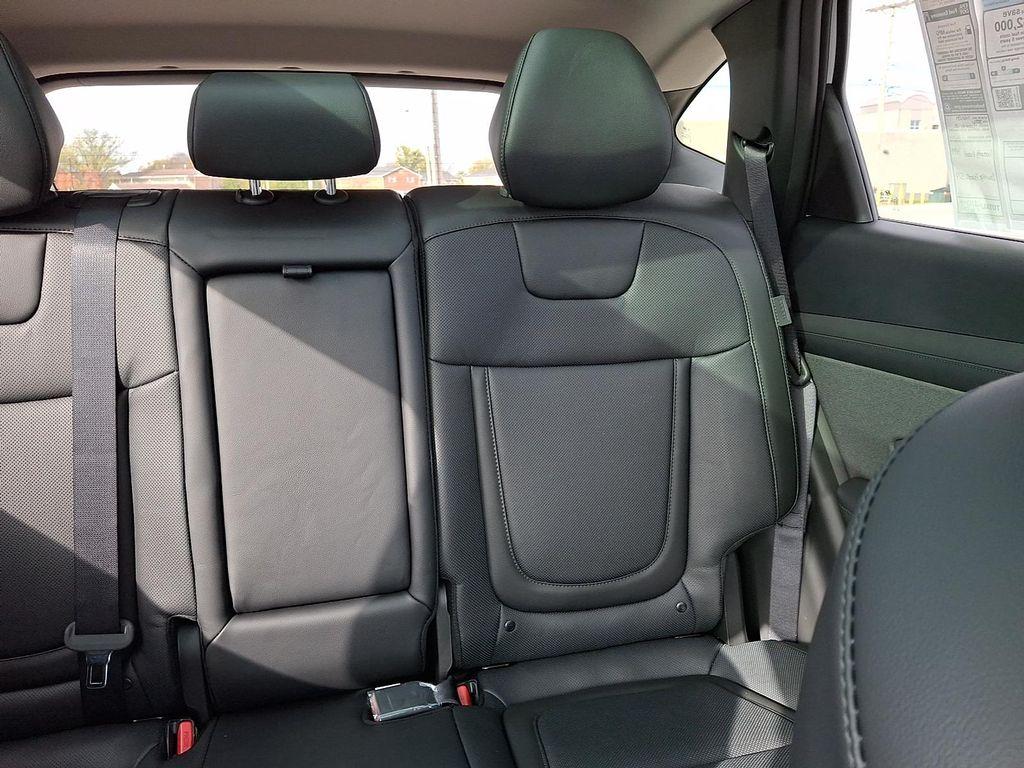 new 2025 Hyundai TUCSON Hybrid car, priced at $44,050