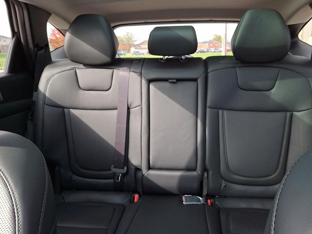 new 2025 Hyundai TUCSON Hybrid car, priced at $44,050