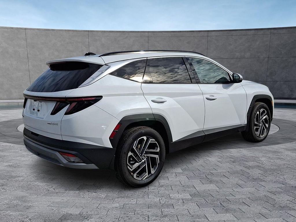 new 2025 Hyundai TUCSON Hybrid car, priced at $44,050