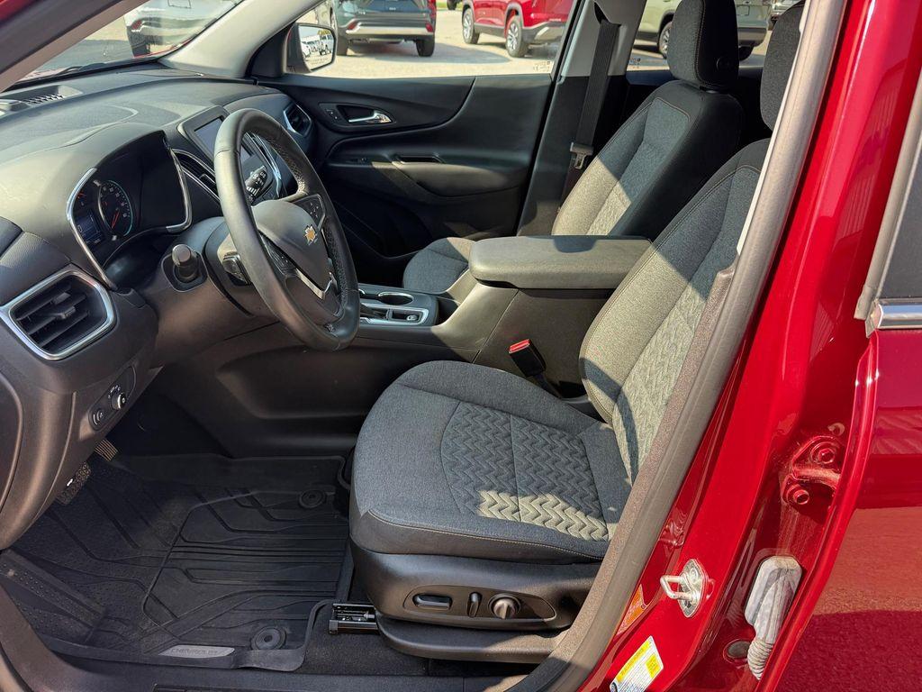 used 2024 Chevrolet Equinox car, priced at $27,689