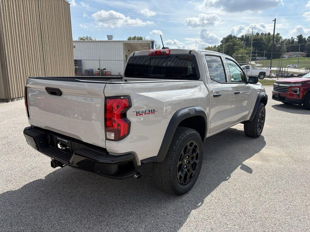 new 2026 Chevrolet Colorado car, priced at $44,295