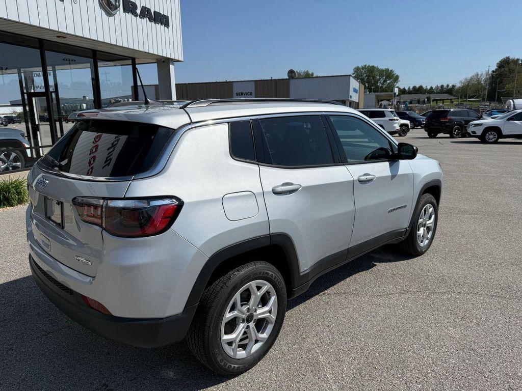new 2025 Jeep Compass car, priced at $30,932