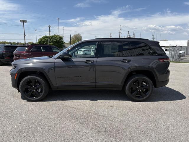 new 2025 Jeep Grand Cherokee car, priced at $48,643