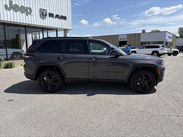 new 2025 Jeep Grand Cherokee car, priced at $48,643