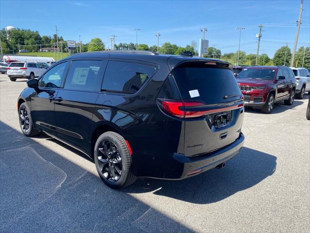 new 2024 Chrysler Pacifica car, priced at $51,200