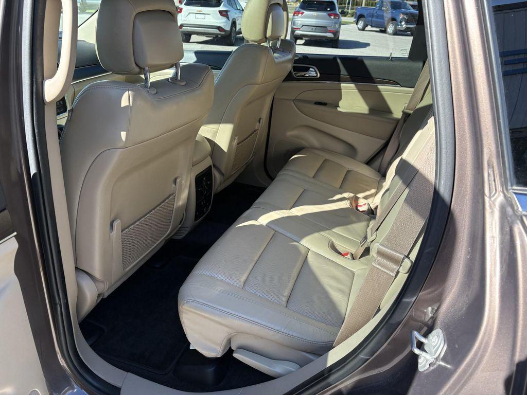 used 2017 Jeep Grand Cherokee car, priced at $15,289