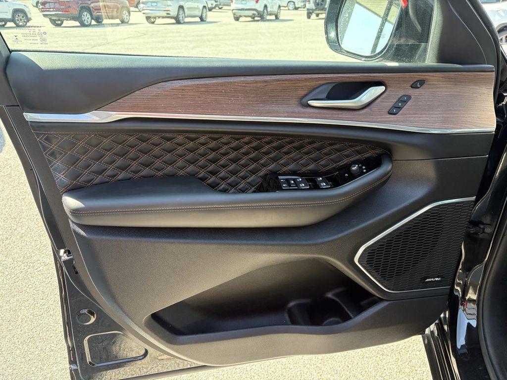 used 2023 Jeep Grand Cherokee L car, priced at $45,989