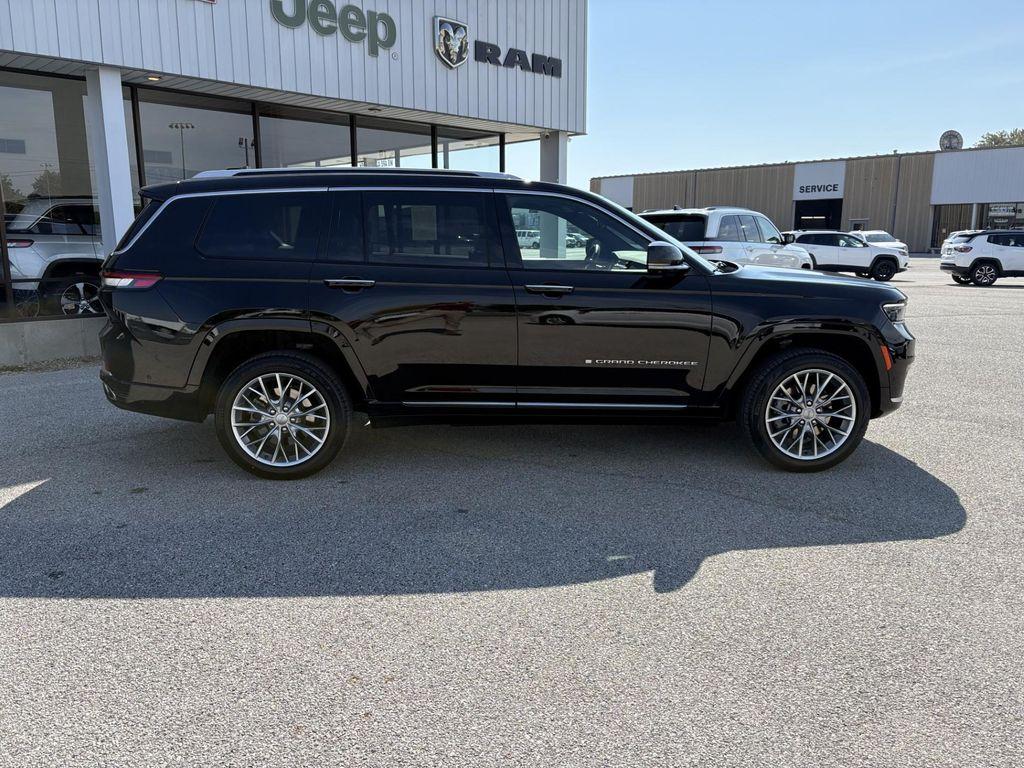 used 2023 Jeep Grand Cherokee L car, priced at $45,989