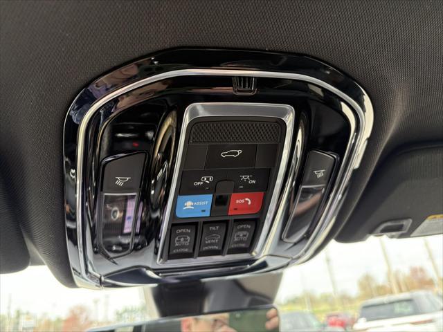 used 2024 Jeep Grand Cherokee car, priced at $53,789