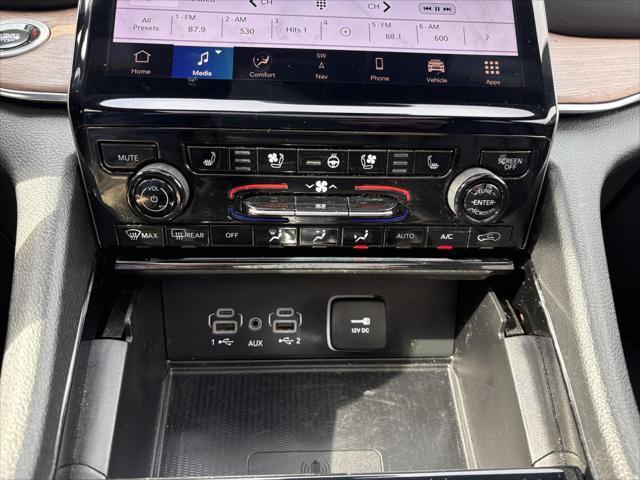 used 2024 Jeep Grand Cherokee car, priced at $53,789