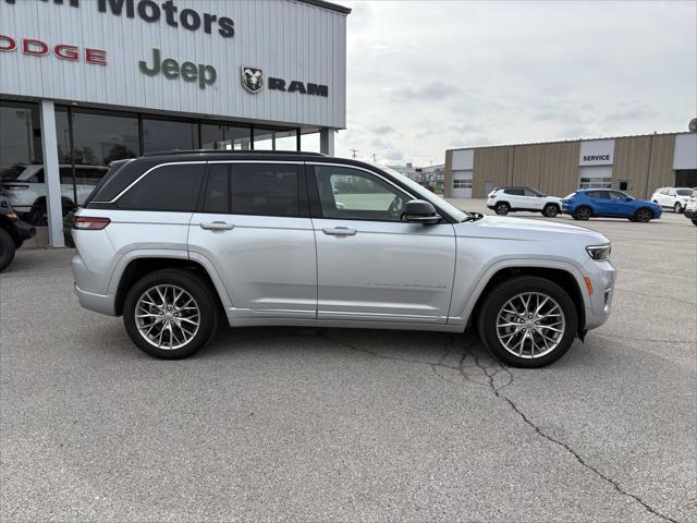 used 2024 Jeep Grand Cherokee car, priced at $53,789