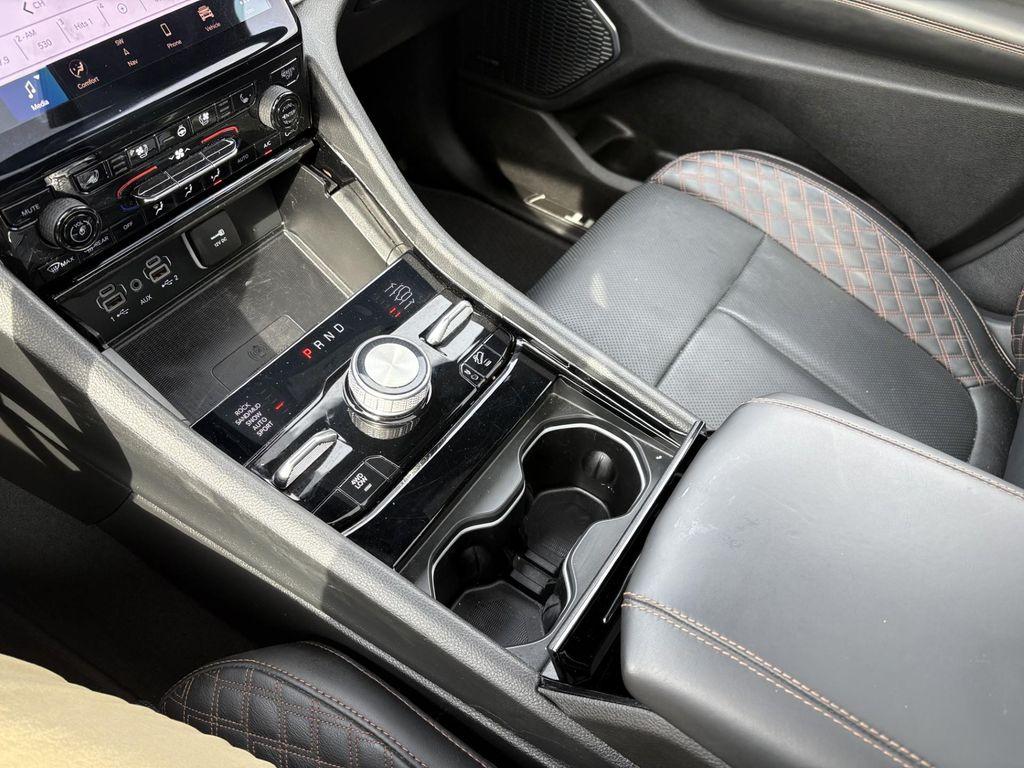 used 2024 Jeep Grand Cherokee car, priced at $53,289