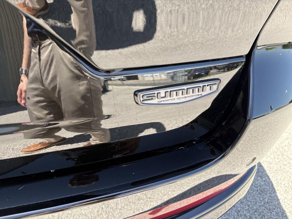 new 2025 Jeep Grand Cherokee car, priced at $59,156