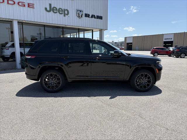 new 2025 Jeep Grand Cherokee car, priced at $58,486