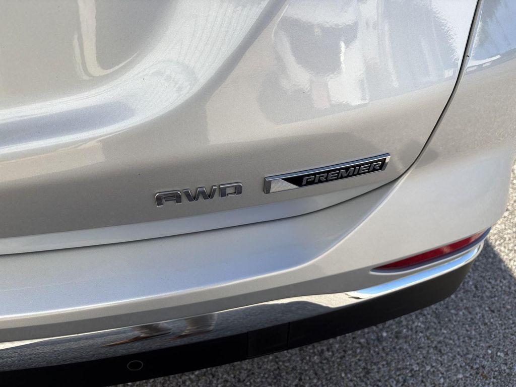 used 2018 Chevrolet Equinox car, priced at $15,948