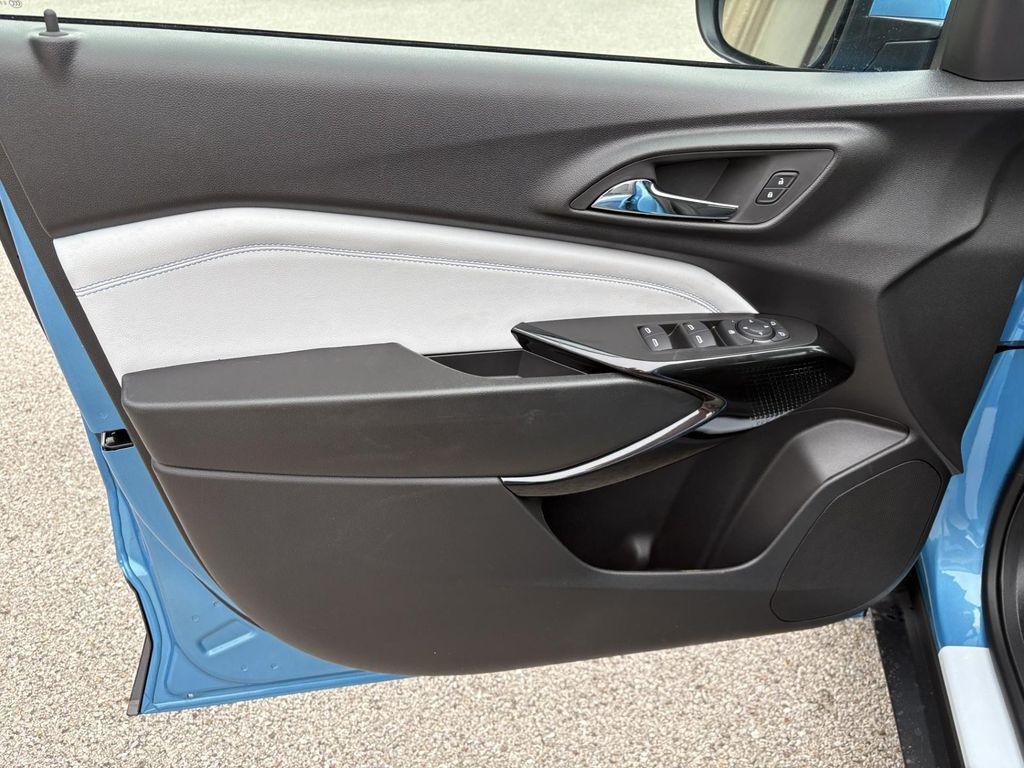 new 2026 Chevrolet Trax car, priced at $25,750
