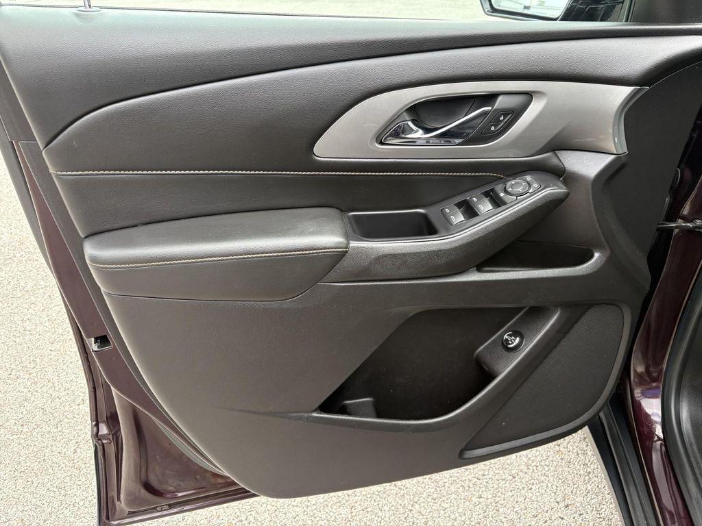 used 2018 Chevrolet Traverse car, priced at $15,289