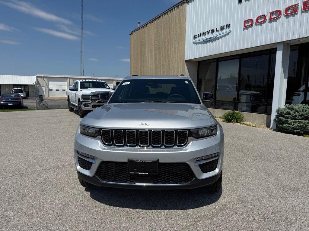 new 2025 Jeep Grand Cherokee car, priced at $50,759