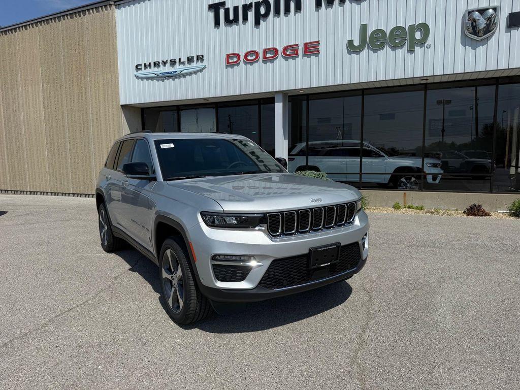new 2025 Jeep Grand Cherokee car, priced at $50,759