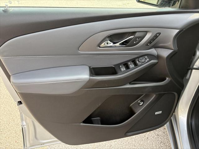 used 2018 Chevrolet Traverse car, priced at $23,489
