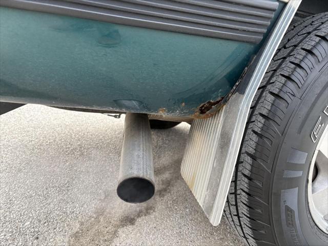 used 1995 Chevrolet Tahoe car, priced at $8,498
