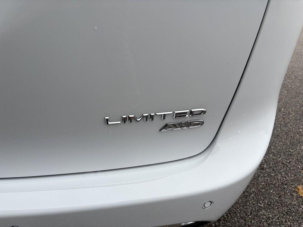 new 2026 Chrysler Pacifica car, priced at $50,894