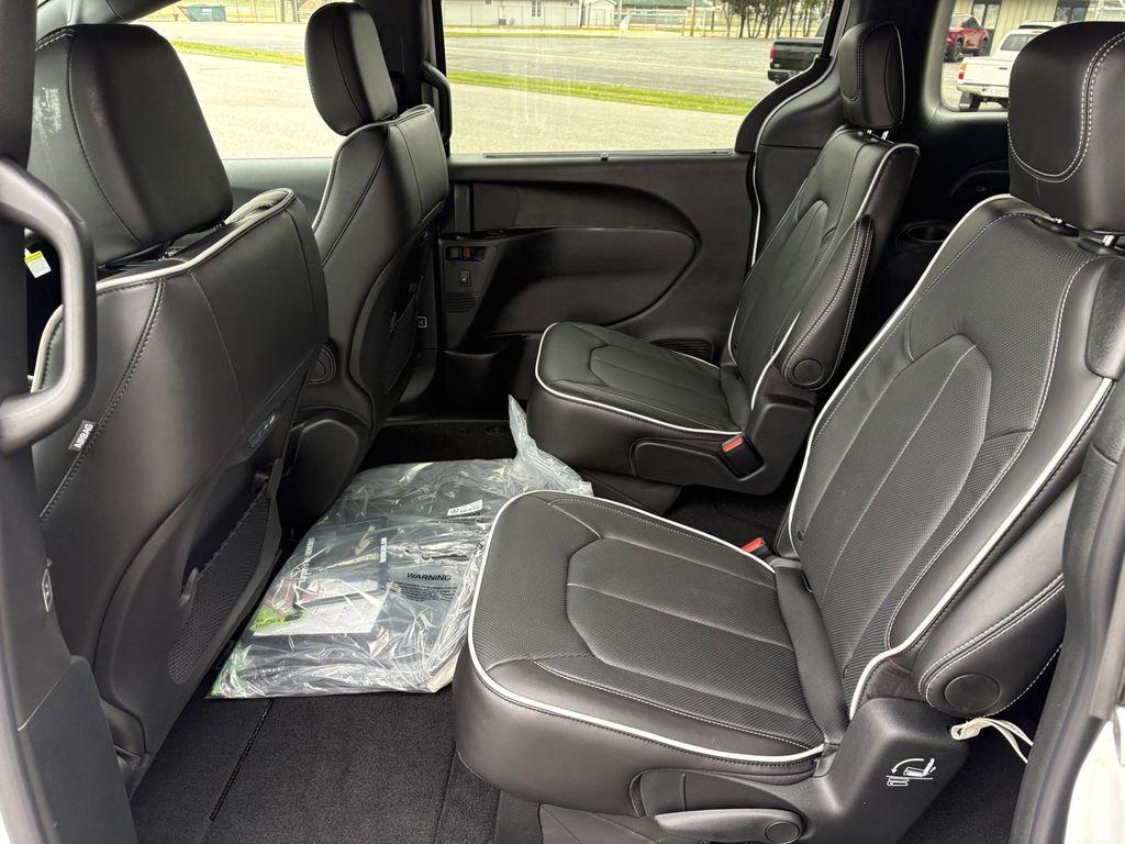 new 2026 Chrysler Pacifica car, priced at $50,894