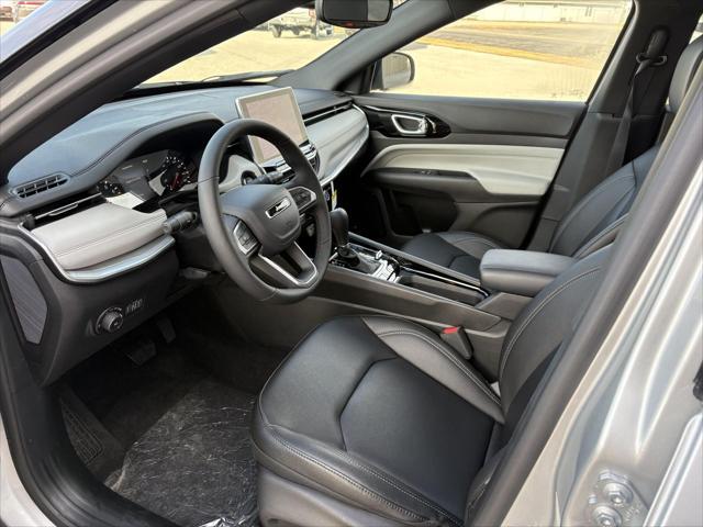 new 2025 Jeep Compass car, priced at $34,621