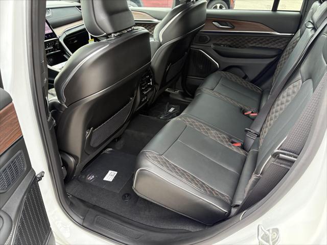 new 2025 Jeep Grand Cherokee car, priced at $56,817