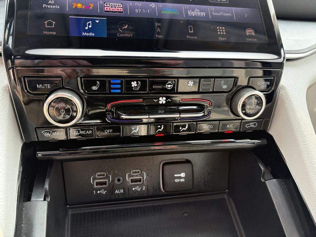 used 2023 Jeep Grand Cherokee car, priced at $44,979