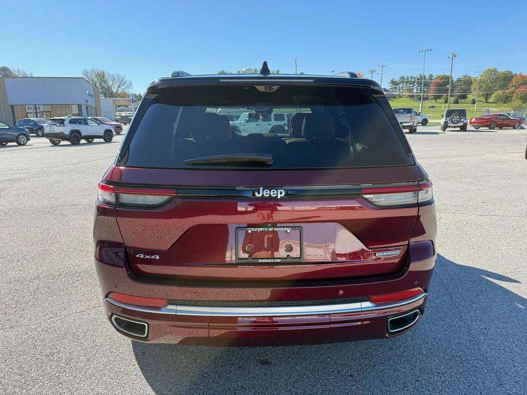 used 2024 Jeep Grand Cherokee car, priced at $52,489