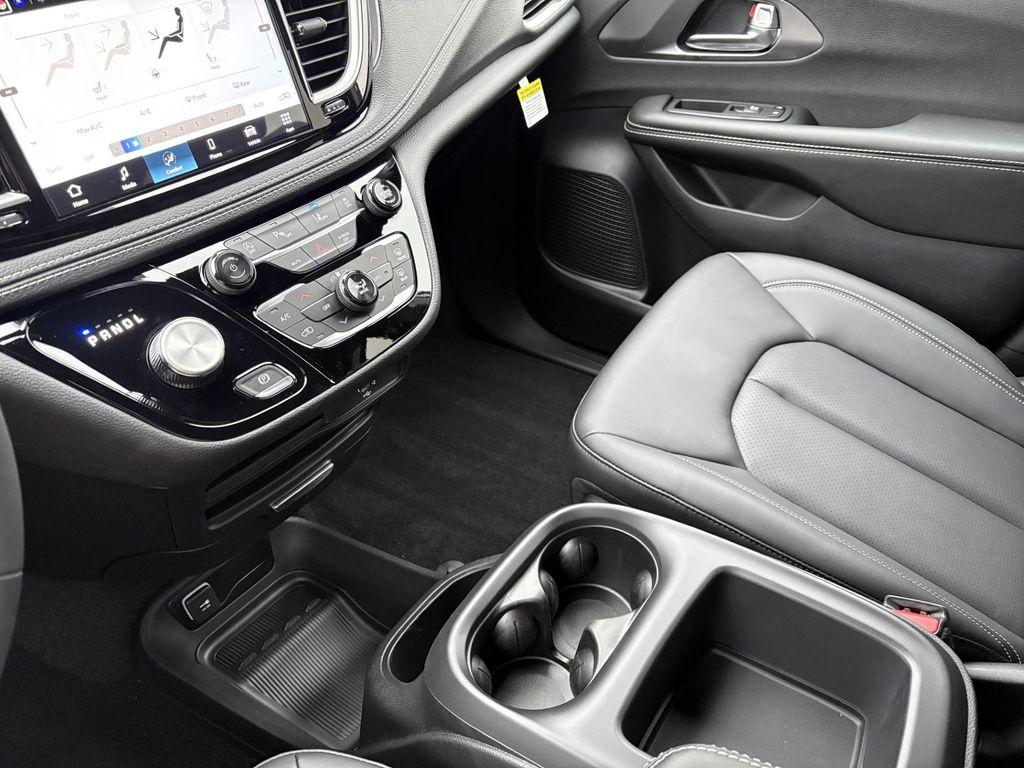 new 2026 Chrysler Pacifica car, priced at $46,399