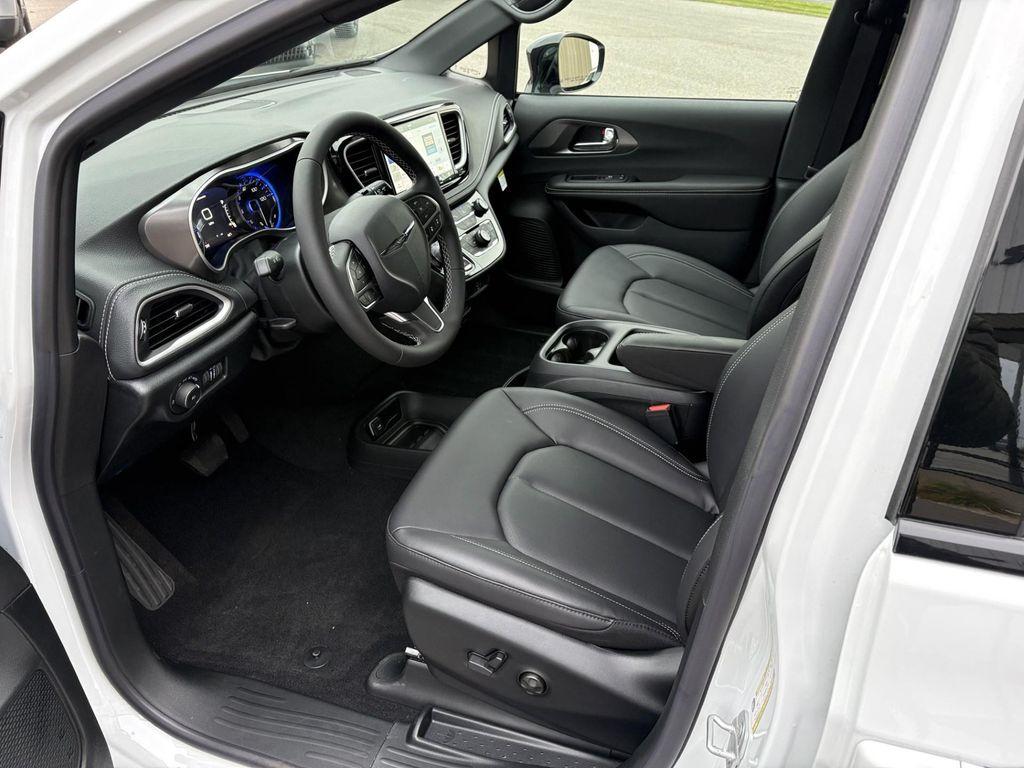 new 2026 Chrysler Pacifica car, priced at $46,399