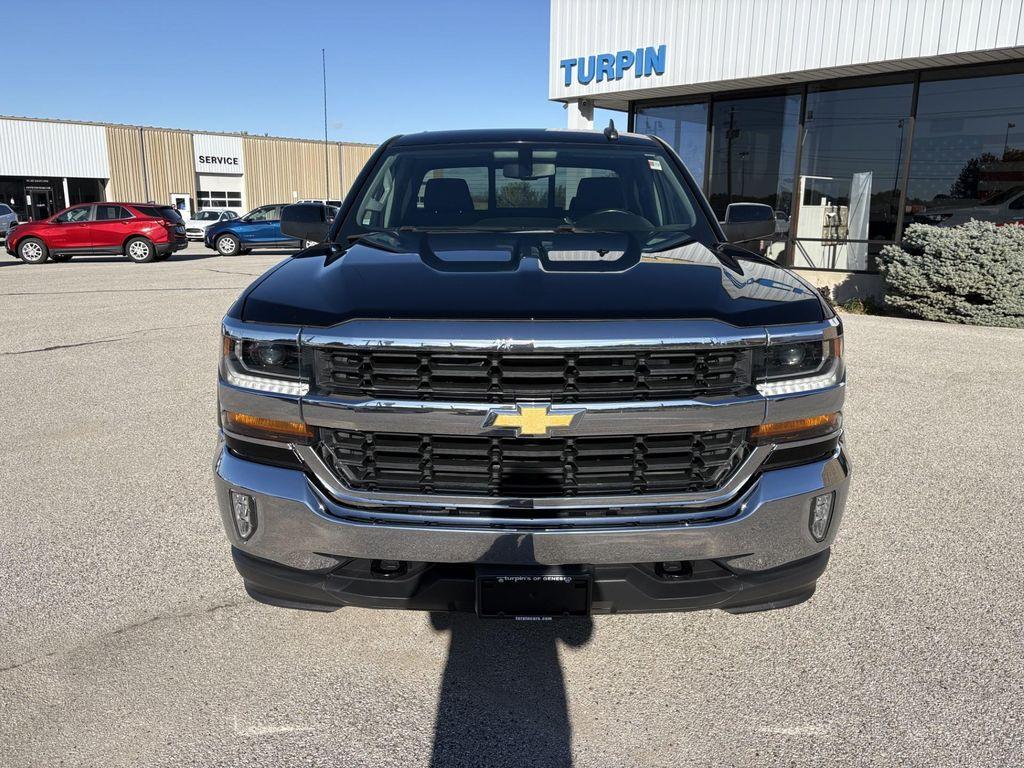 used 2018 Chevrolet Silverado 1500 car, priced at $22,989