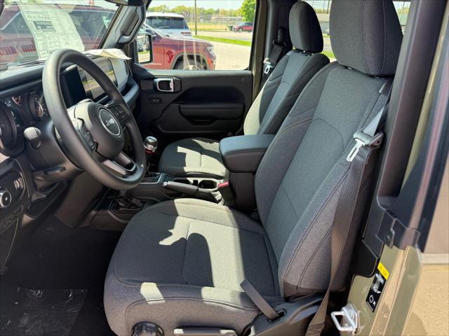 new 2025 Jeep Wrangler car, priced at $36,186