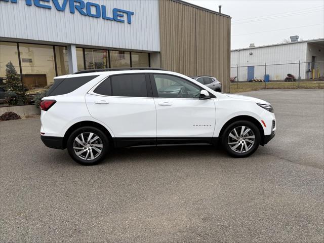 used 2022 Chevrolet Equinox car, priced at $25,889