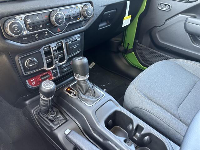 new 2025 Jeep Wrangler car, priced at $55,075