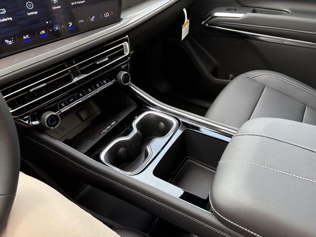 new 2026 Chevrolet Traverse car, priced at $45,773