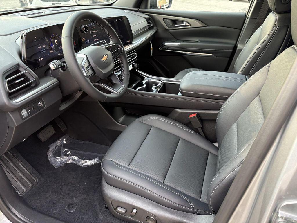 new 2026 Chevrolet Traverse car, priced at $45,773